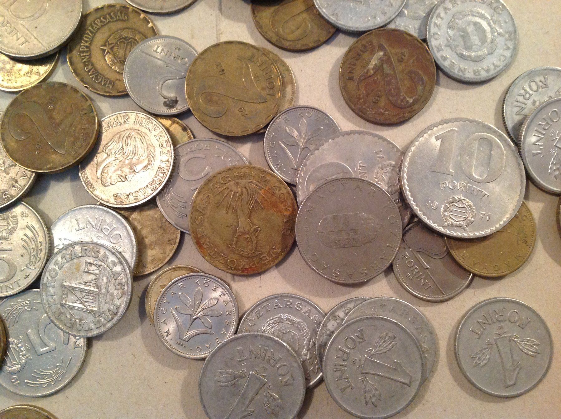 Toutes les monnaies: diverses monnaie hongrie – D'occasion à Vuiteboeuf par broticaire 2