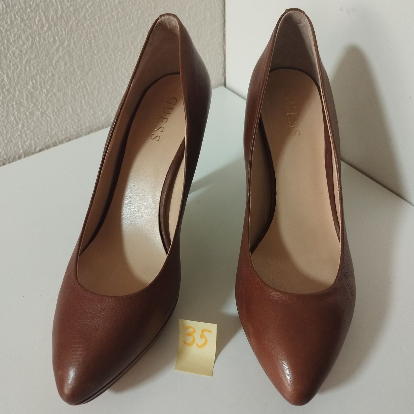 Guess Scarpe da donna: Guess Echtleder Pumps Gr.40 – Usato da Weiningen ZH venduto da traudl102