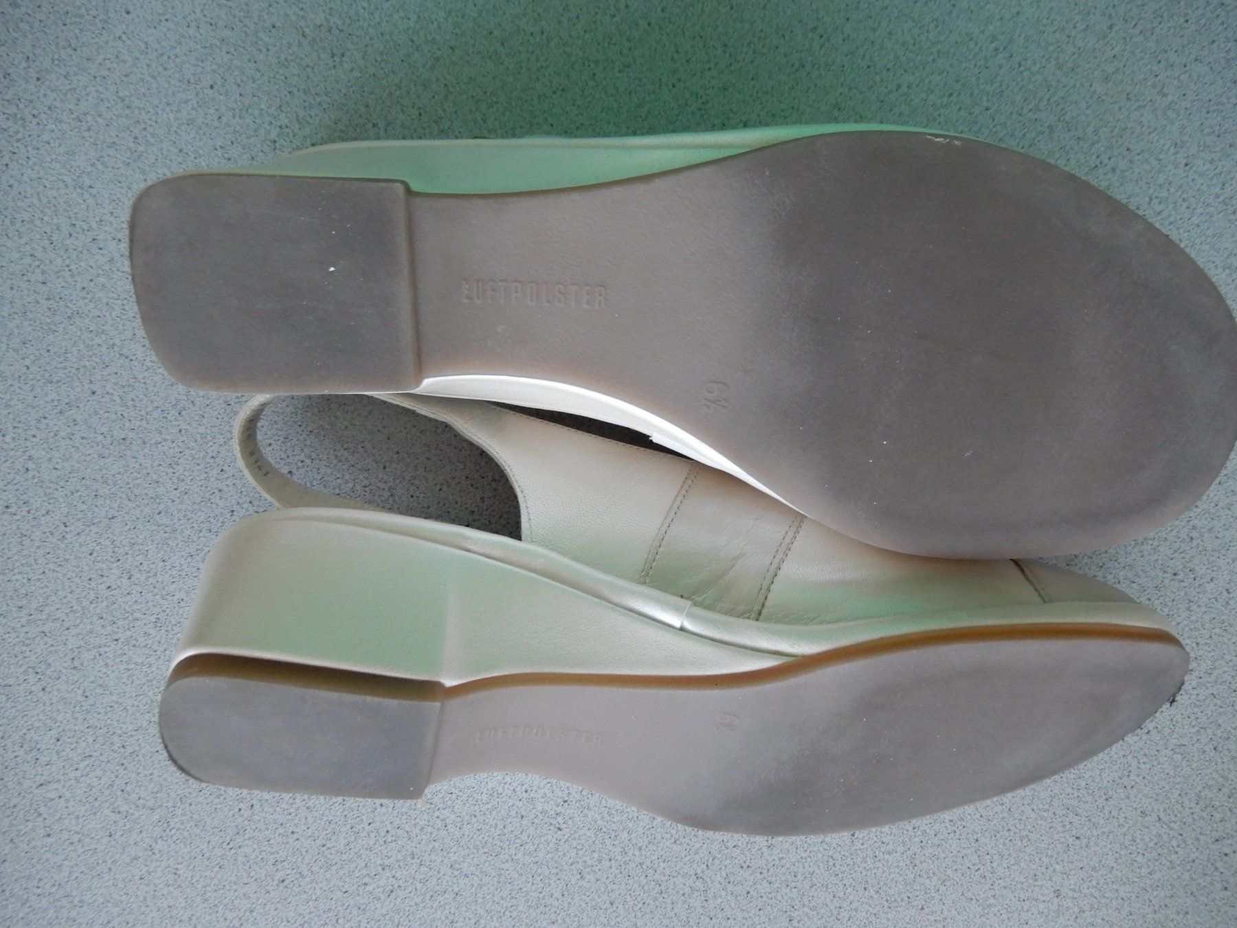 Ara Damenschuhe: ARA Damen-Pumps, beige 6 1/2, Luftpolster – Neu (gemäss Beschreibung) aus Burgdorf von Liss 4