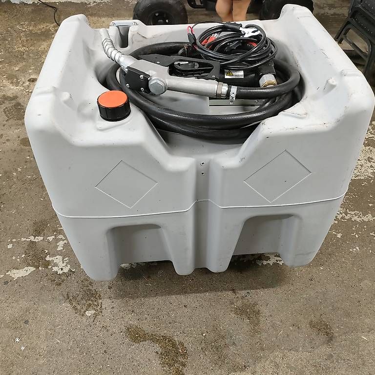 Accessori per altri veicoli: Dieseltank – Usato da Niederwil SG venduto da annot03