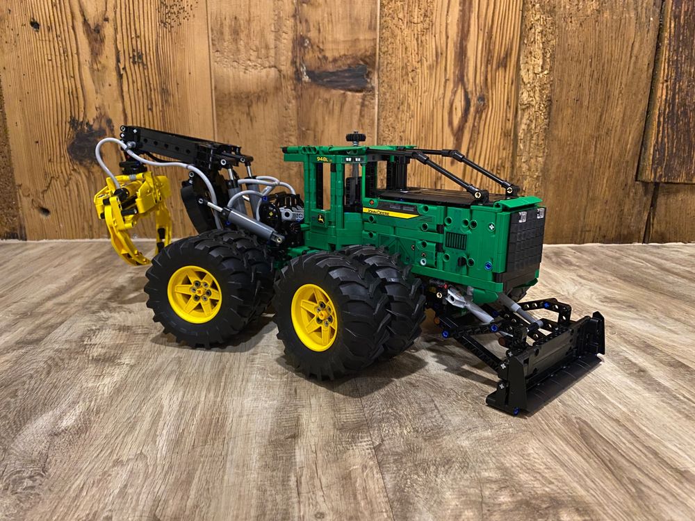 John Deere 948L-II Skidder Lego Technic 42157 Doppelräder | Kaufen Auf ...