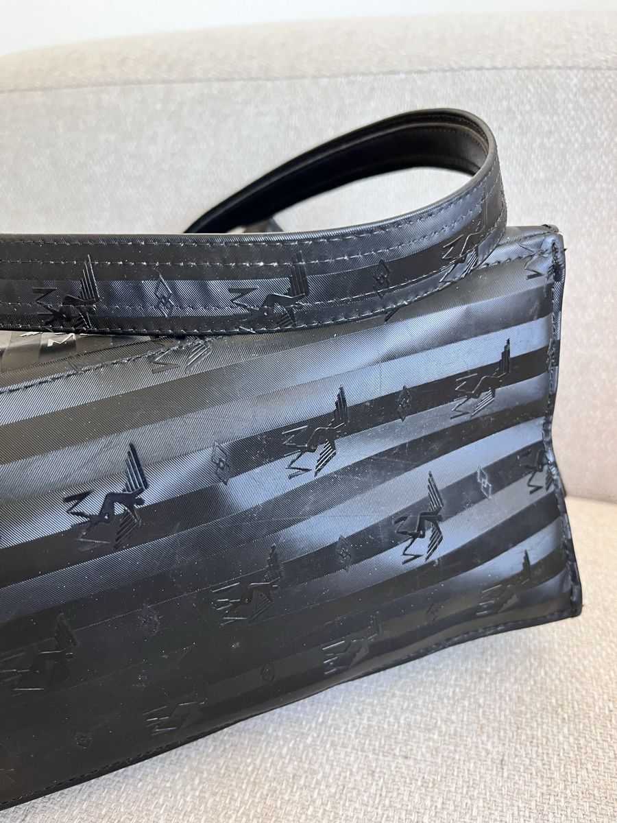 Maison Mollerus Borse da donna: Maison Mollerus Handtasche schwarz gestreift mit Logo  – Usato da Lausanne venduto da Danash 4