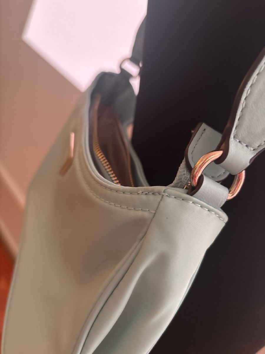 Guess Taschen für Damen: Sac guess neuf bleu clair – Neu (gemäss Beschreibung) aus Lausanne von zoe_9b9v 2