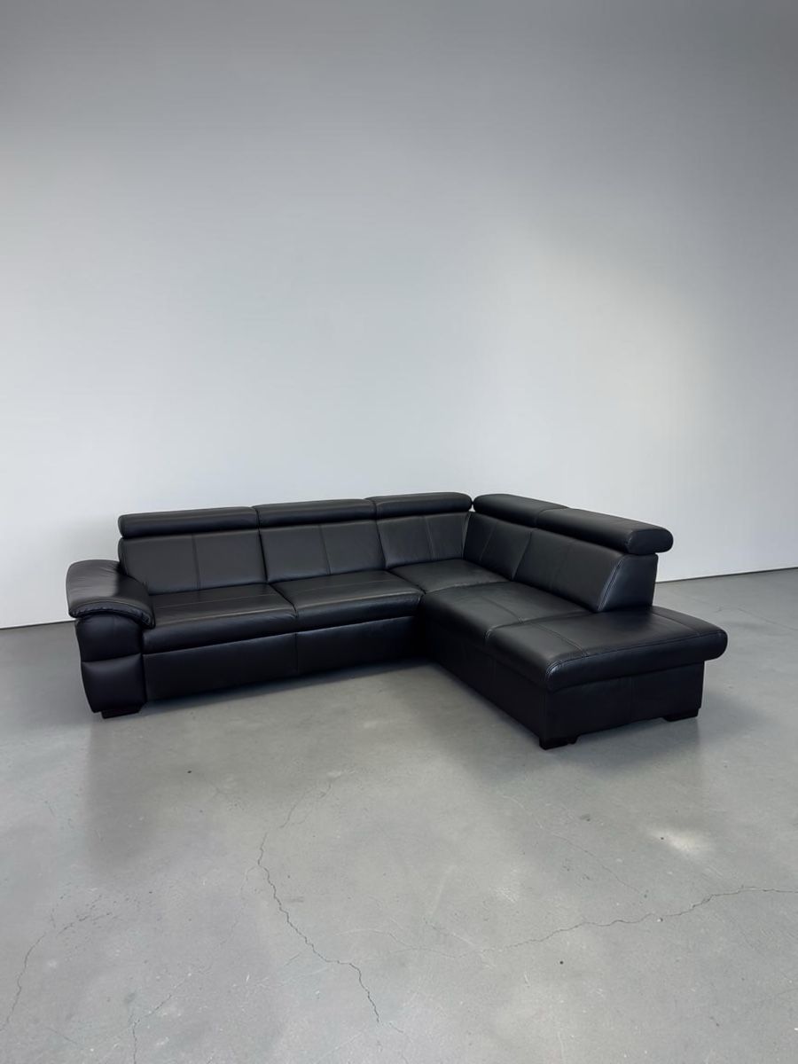 Sofas: Ecksofa aus echtem Leder, schwarz, mit Bettfunktion – D'occasion à Fehraltorf par Sofalab.swiss 3