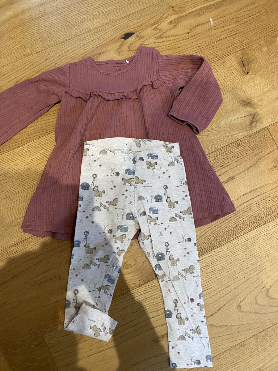 Name It Vestiti & Gonne: Name it Set, Grösse 86, Langarmkleid mit Leggins – Usato da Hohentannen venduto da Hawaii29