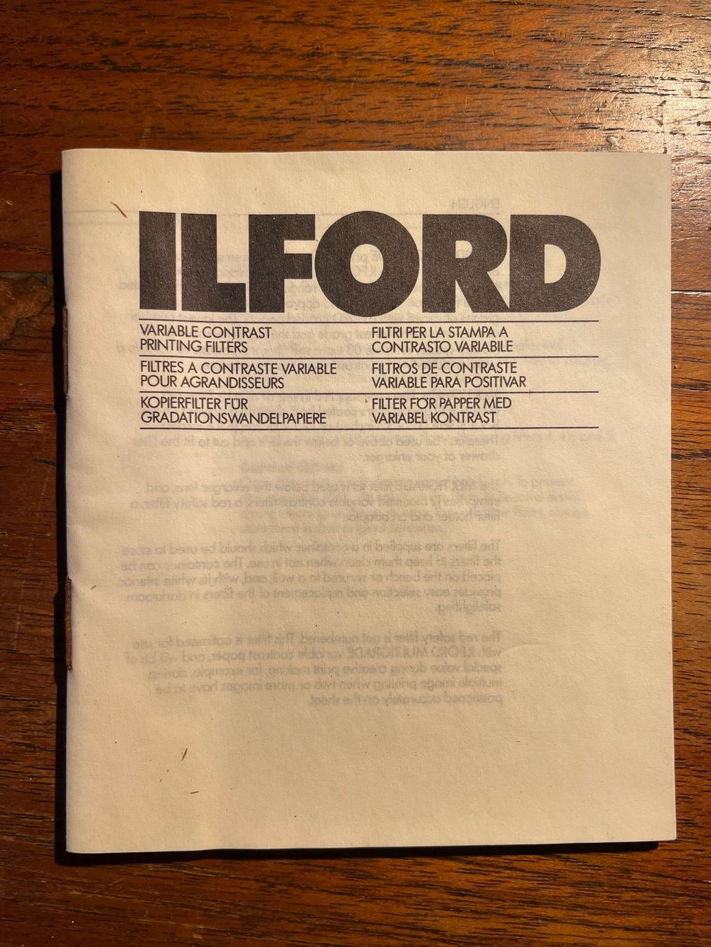 Ilford Labor & Dunkelkammer: Ilford Multigrade II Filtersatz – Gebraucht aus Bern von Marcuse2004 2