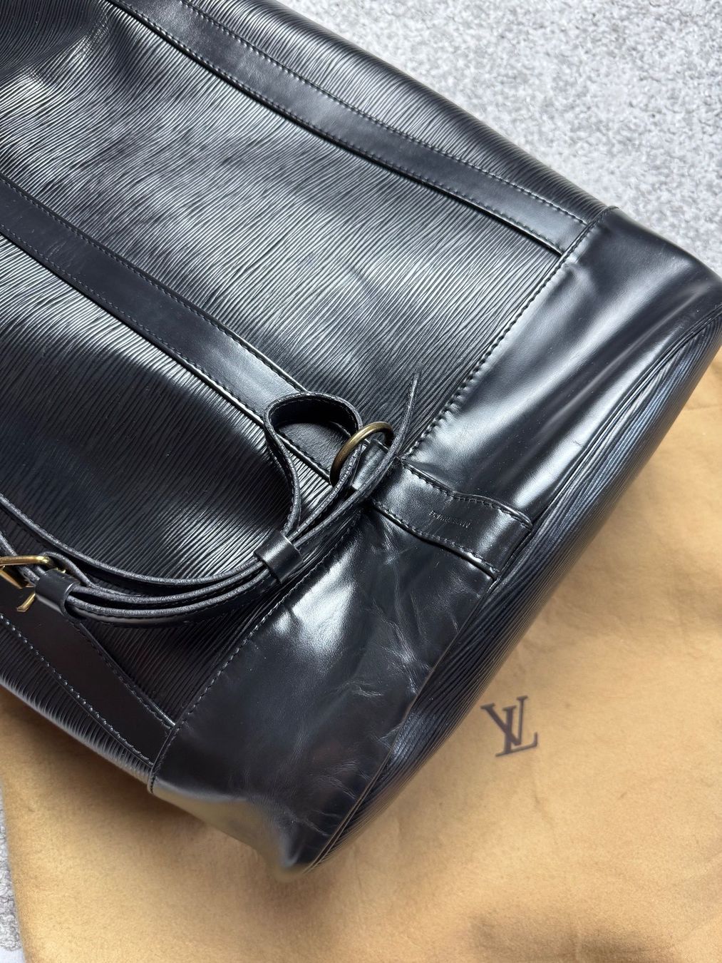 Louis Vuitton Zaini: Louis Vuitton Epi Leder Randonnée – Usato da Pfaffhausen venduto da Voe 5