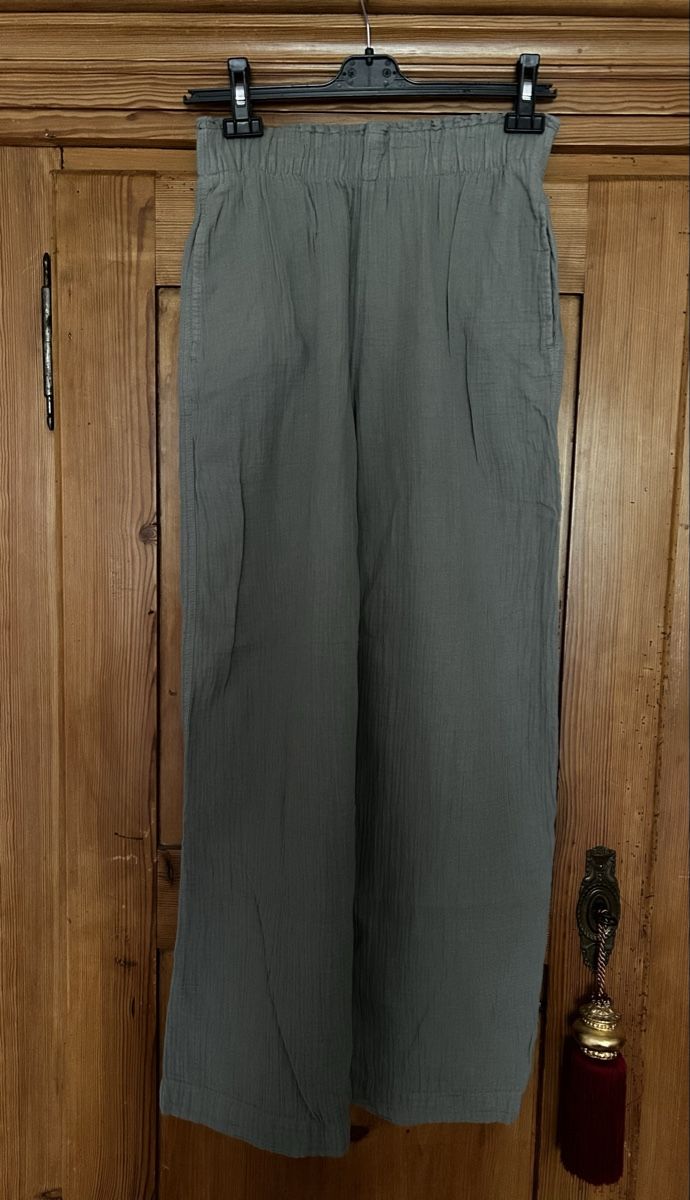 Gap Pantaloni: GAP Mousslin Hose S – Usato da Winterthur venduto da Sunshineandrain