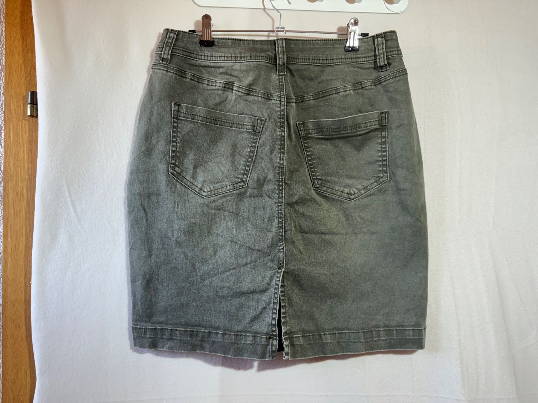 Gonne: Jeansrock von Chicoree Gr. 38 – Usato da Grosswangen venduto da second_hand_dress 4