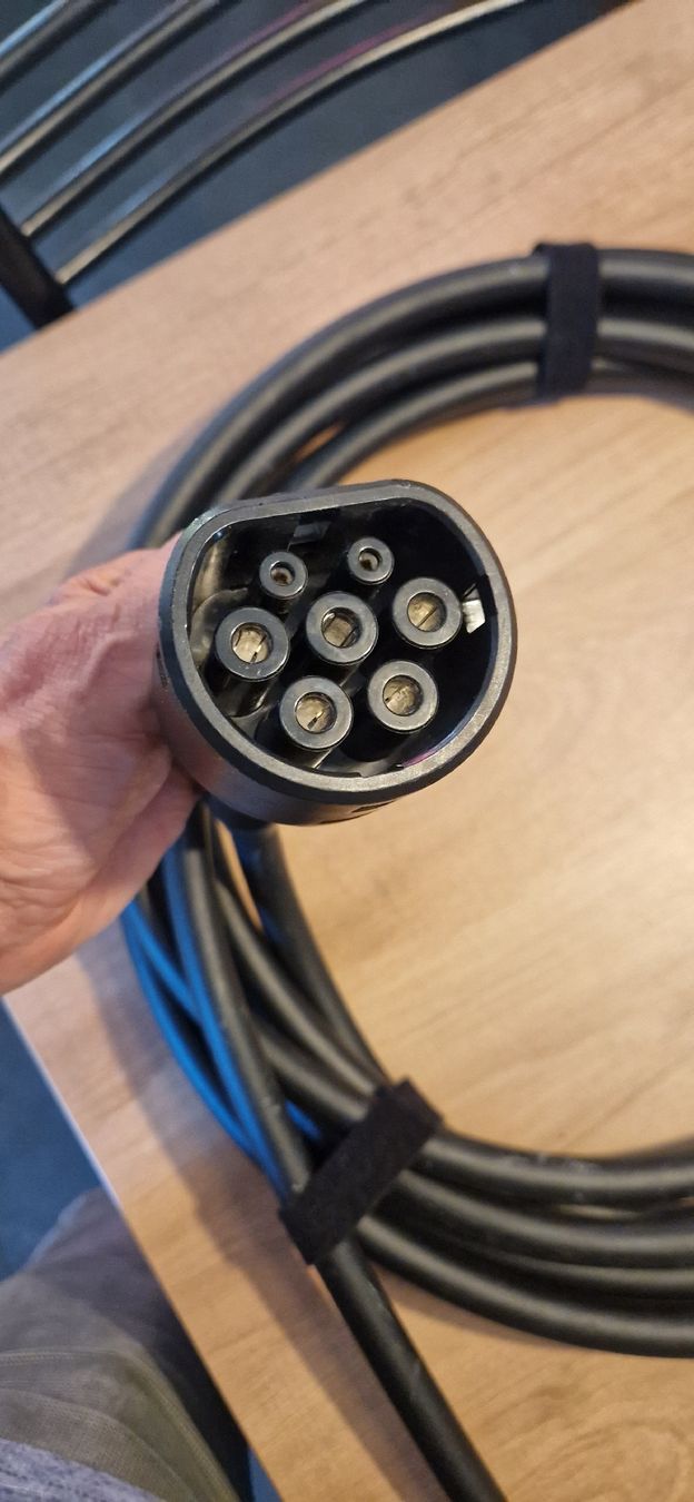 Caricabatterie: Borne de recharge Tesla Mobile Wall Connector – Usato da Neyruz FR venduto da IndySPE 2