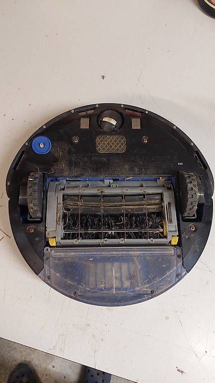 Aspirapolveri & Accessori: Irobot roomba 630 (Defekt Evtl) – Usato da Därstetten venduto da tho_zxy2