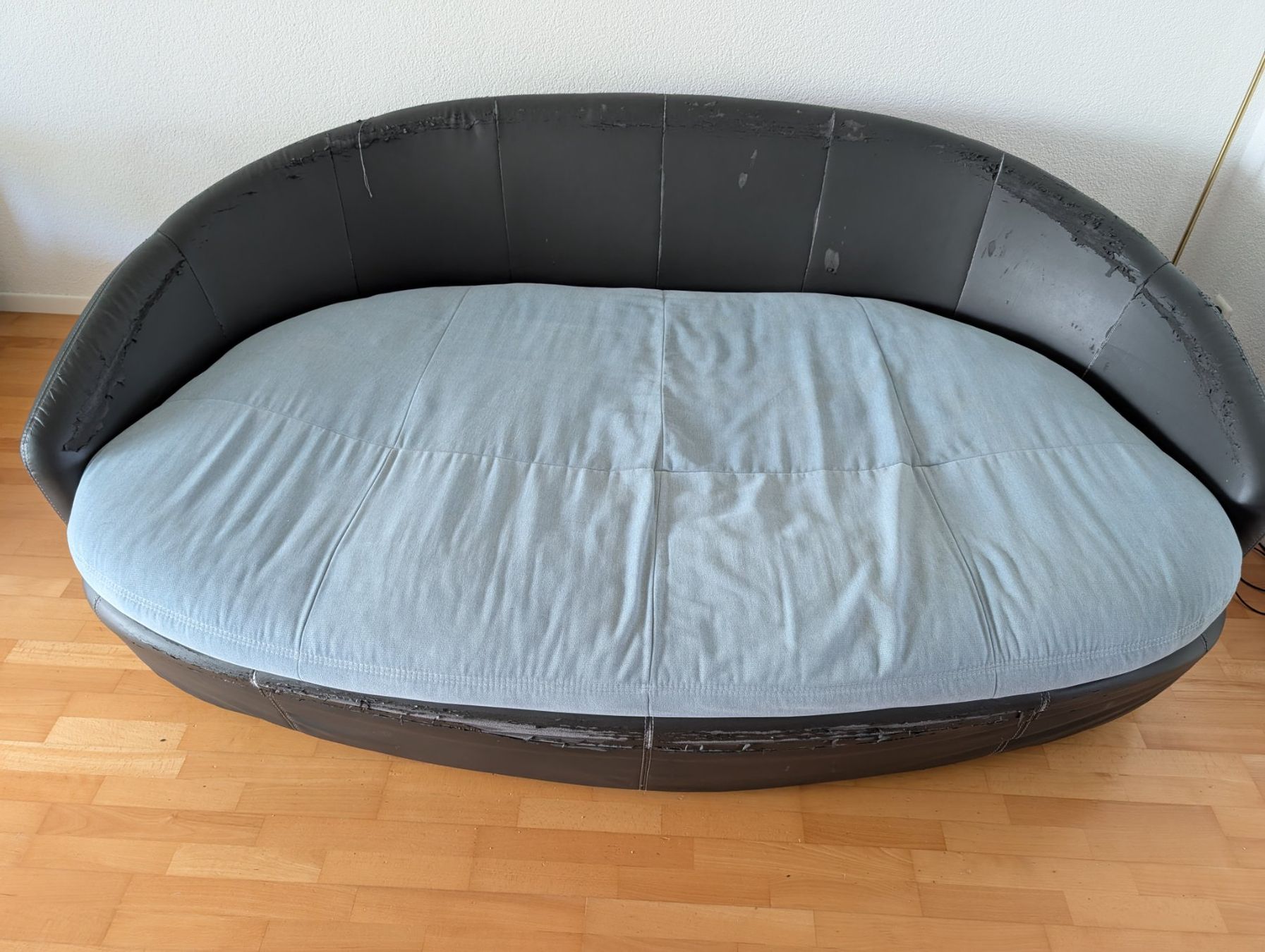 Conforama Divani: Grosses Sofa von Conforama – Usato da Pfäffikon SZ venduto da gosia912 1