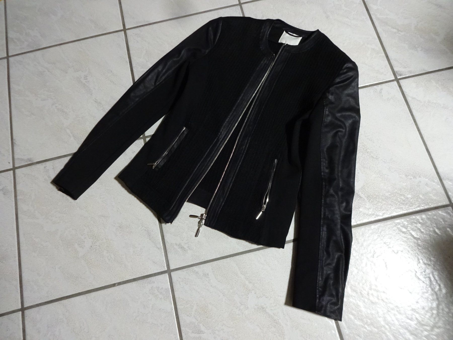 Vestes: Tolle Jacke/Charles Vögele – Neuf (Voir description) à Rothrist par Mistery1