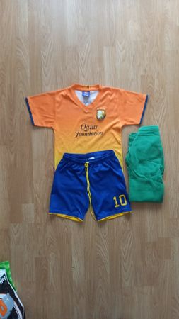 FussballTrikot FCB+ Trainerhose Gr. 122