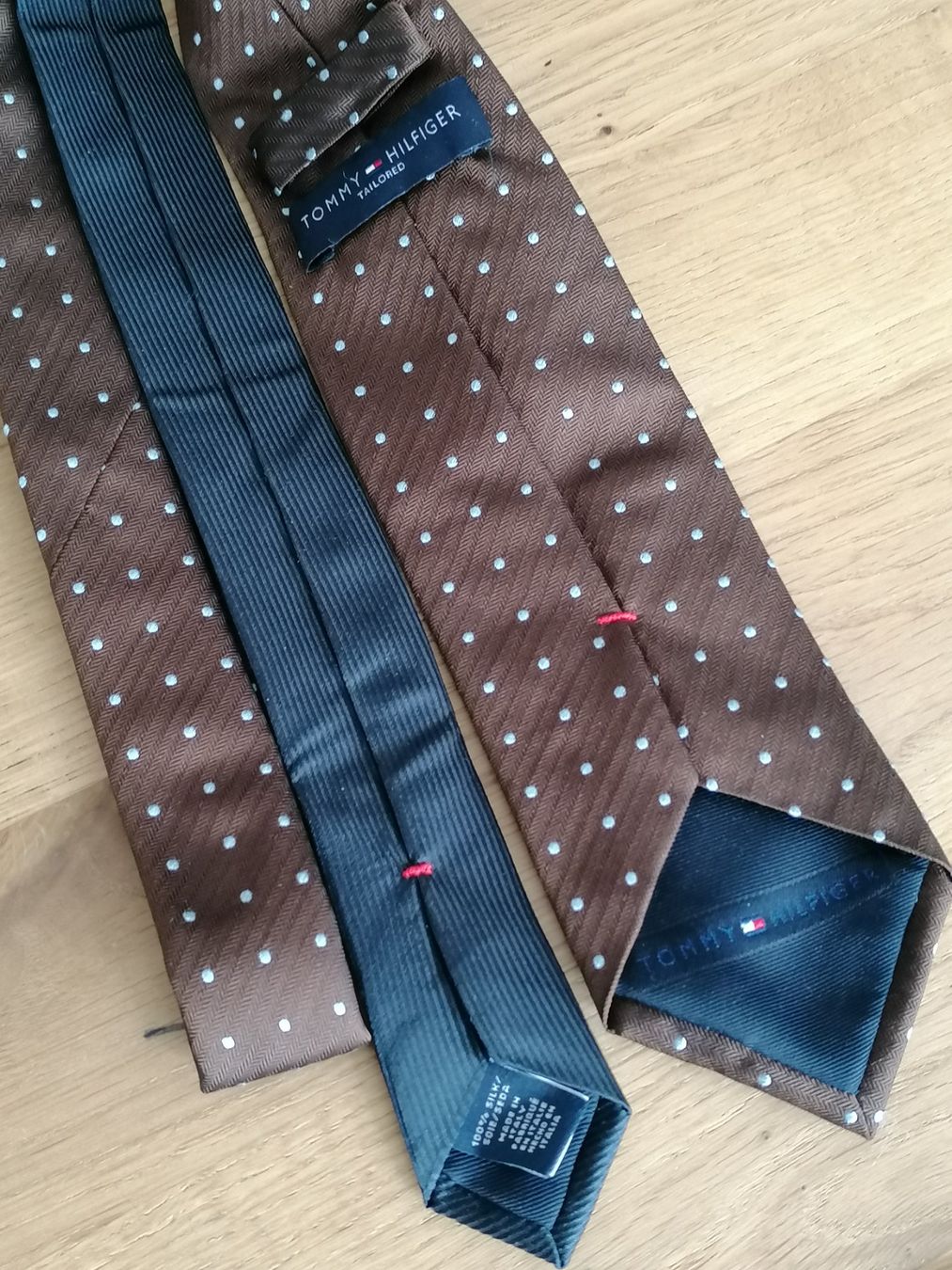 Tommy Hilfiger Krawatten: Tommy Hilfiger Krawatte 100% Seide - Nr.101 – Gebraucht aus Basel von vintagecollector 2