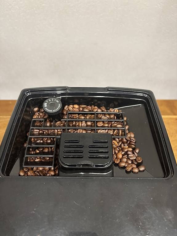 De'Longhi Macchine per caffè & Macchine per espresso: DeLonghi Dinamica Kaffeemaschine – Usato da Lyss venduto da Dimiski 4