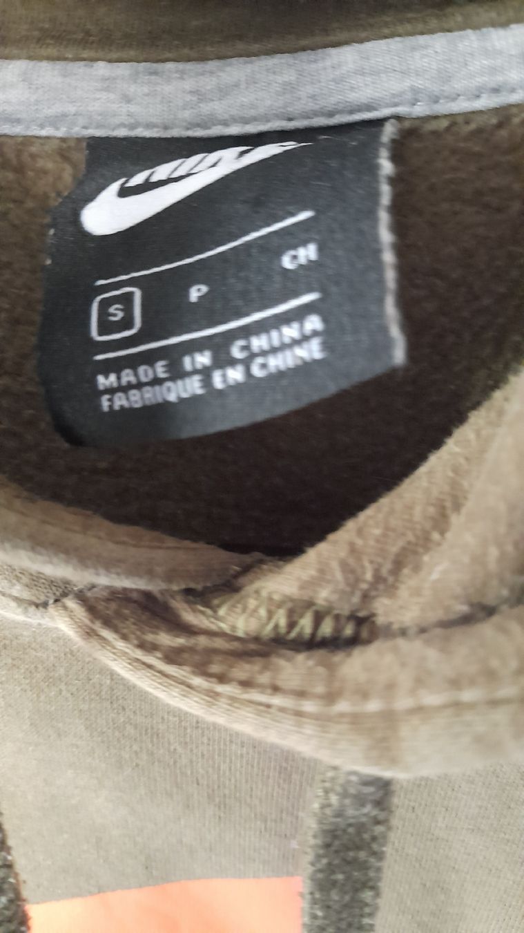 Nike Pullover & Sweatshirts: Pullover von Nike, Gr. S – Gebraucht aus Nesslau von Churfirsten08 1