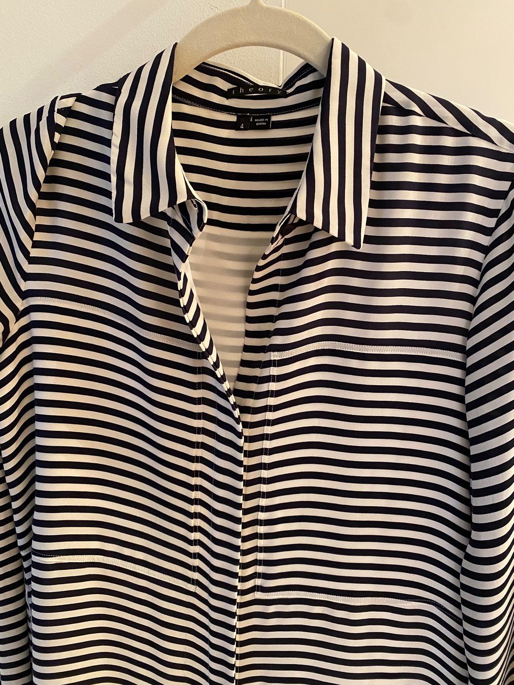 Theory Vestiti: Elegantes Shirt-Kleid – Usato da Oberrieden venduto da mar_8vmz 7