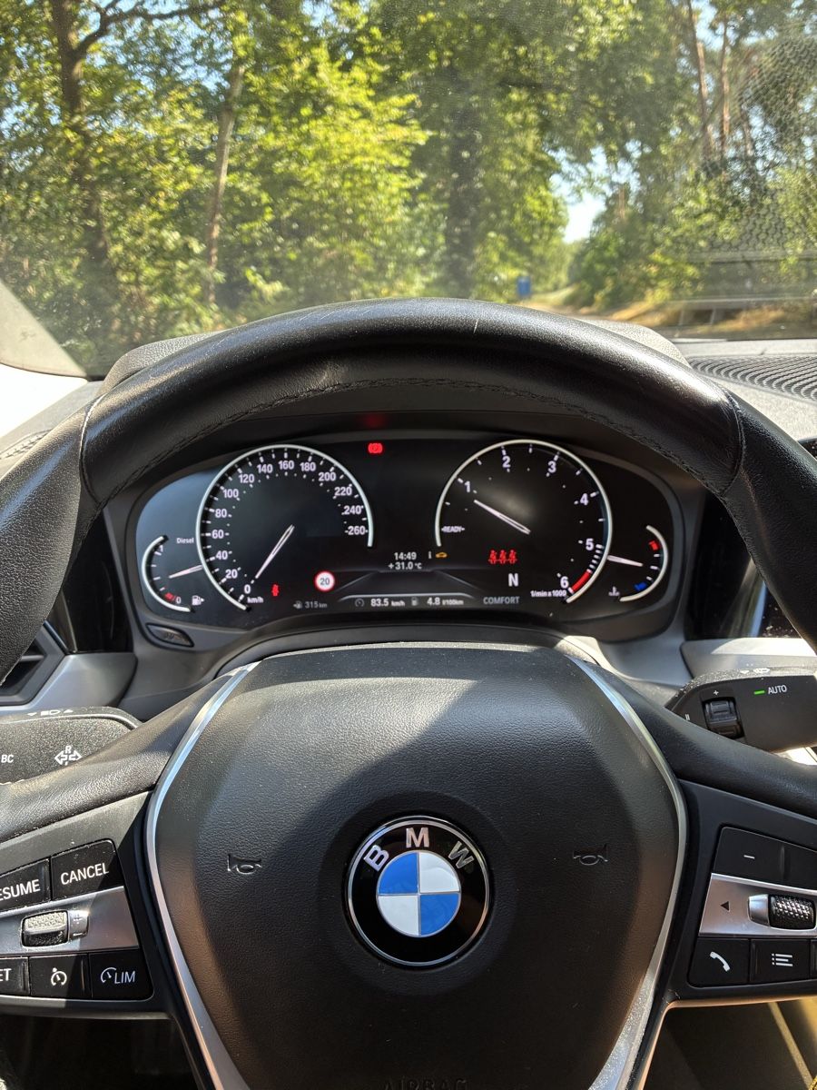 BMW Autos: BMW 3 Series Sedan Black export – D'occasion à Kloten par luk_9sr8 2