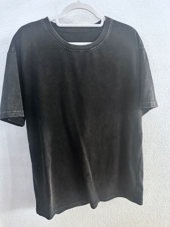 2 STÜCK VERWASCHENE T-SHIRTS, GRÖSSE M