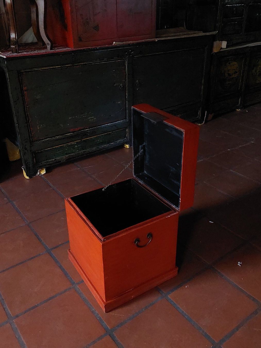 Cassapanche: Holzbox Beistelltisch Stauraum – Nuovo (secondo la descrizione) da Cham venduto da mjg1901 3