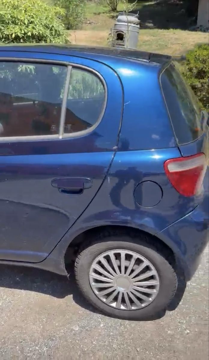 Toyota Autos: Toyota Yaris 1,3  – D'occasion à Monteggio par Corbendallas 4