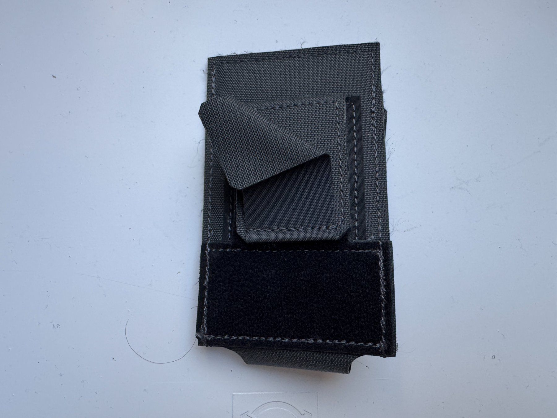 Tiro a segno: Direct Action Low Profile Carbine Pouch - Shadow Grey – Nuovo (secondo la descrizione) da Collex venduto da commander31 1