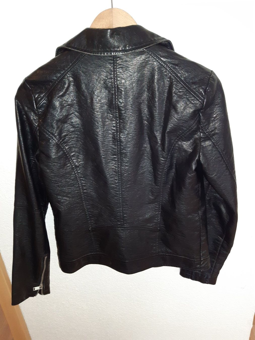 Giacche: Kunstlederjacke schwarz 36 – Usato da spiez venduto da fea.thala 2