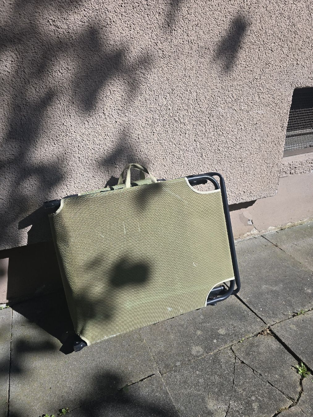 Stühle: Fold Out Lawn Chair – Gebraucht aus Zürich von jjr_62ng 1