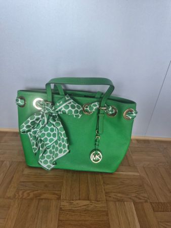 Sehr schöne Michael Kors Tasche