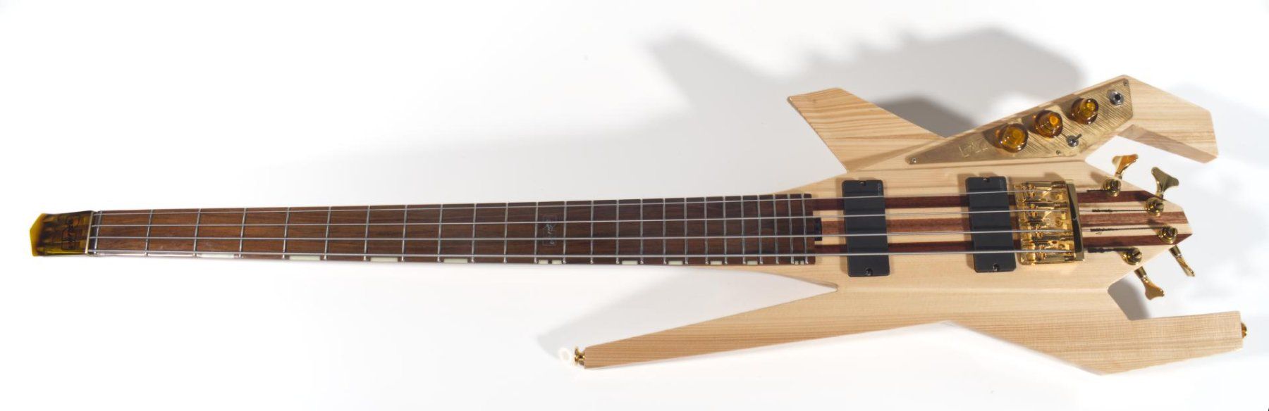 Strumenti musicali: INVERSE GUITARS Crayfish Bass – Nuovo e nell'imballaggio originale da Schaffhausen venduto da Saitensprung_SH 9