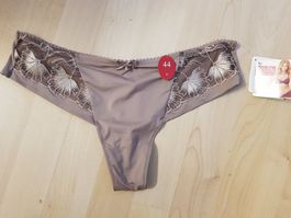 String Lisca 44