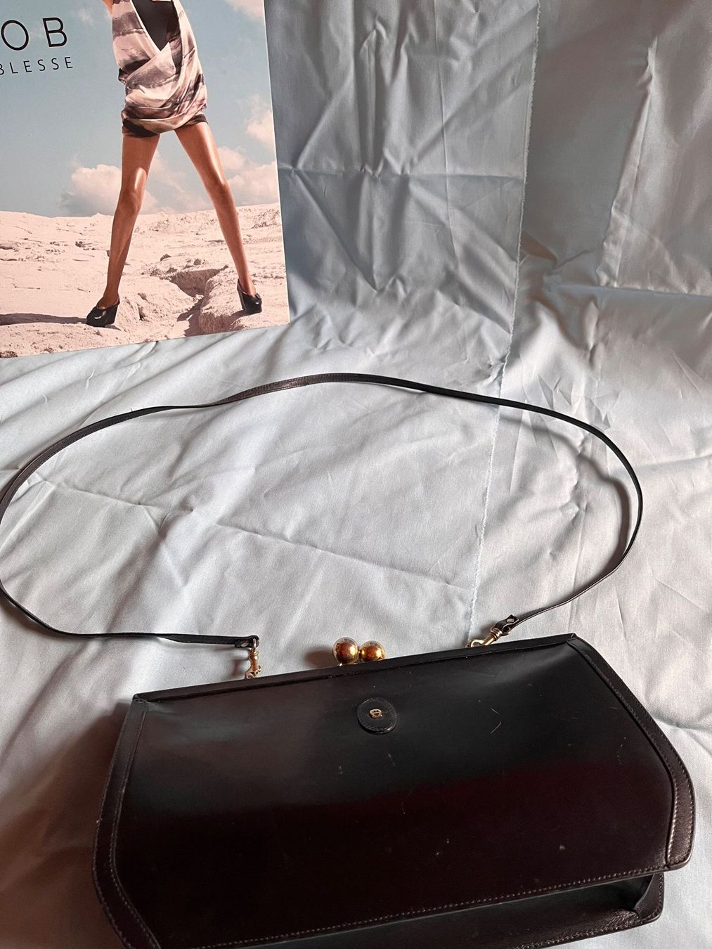 Aigner Borse da donna: AIGNER DAMENUMHÄNGETASCHE – Usato da Hosenruck venduto da abakadabra 4
