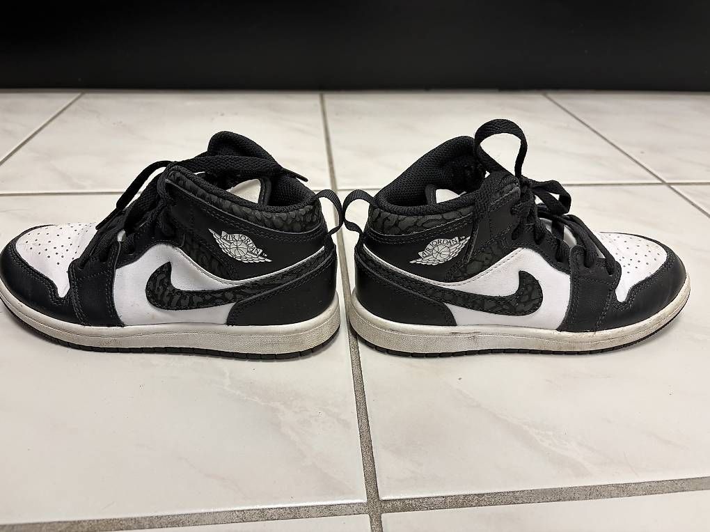 Jordan Scarpe per ragazzi: Jordan Air Schuhe 33.5 – Usato da Uster venduto da riskaj 1