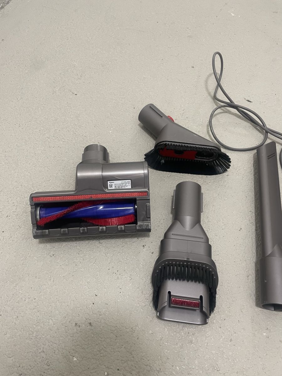 Dyson Aspirateurs & Accessoires: Dyson  – Défectueux à Sargans par Didis 2