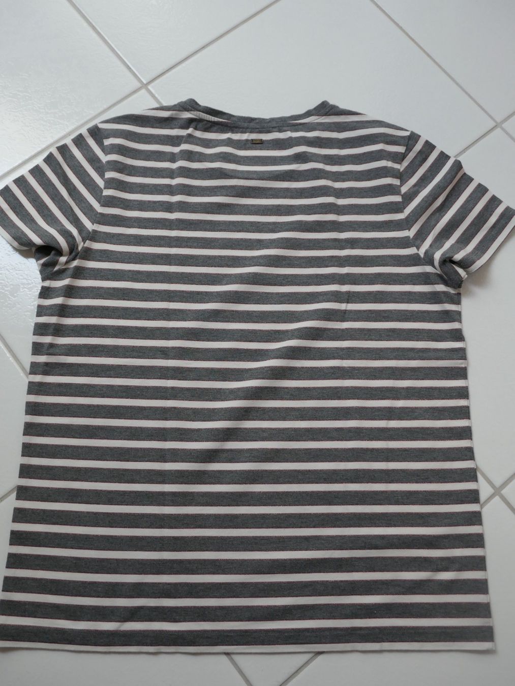 Mexx T-Shirts: MEXX !   kurzarm Damen T-Shirt gestreift – Gebraucht aus Volketswil von Cobra22 2