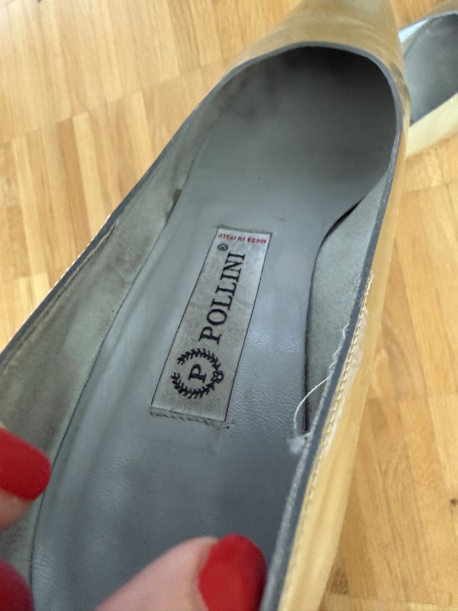 Damenschuhe: Pollini Vintage Pumps – Gebraucht aus Wallisellen von galgiu 5