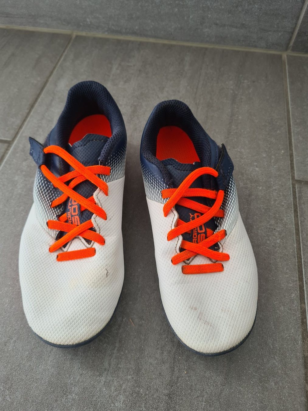 Scarpe per ragazzi: Fussballschuhe Kipsta Gr.33 – Usato da Mezzovico venduto da maemy