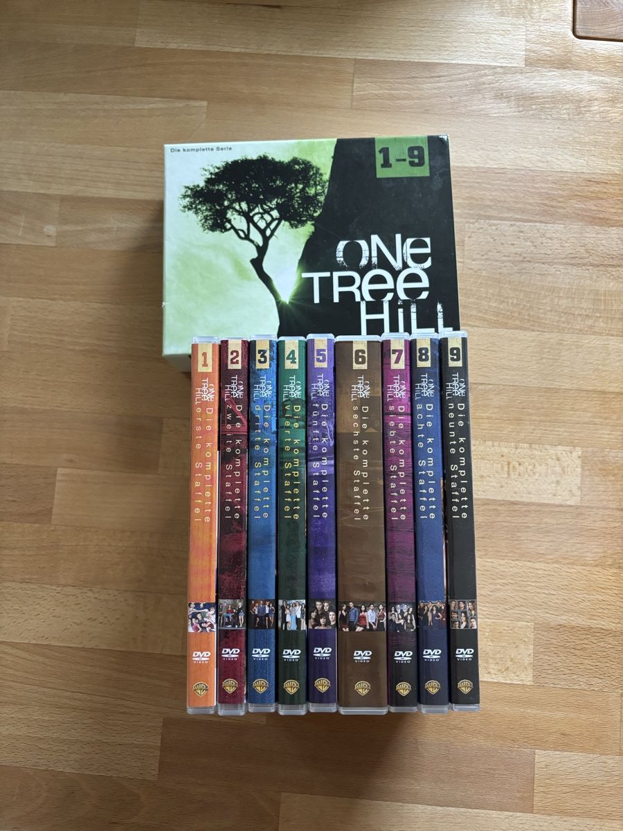 Alle DVDs: One tree hill DVD-Box Komplette Serie – Gebraucht aus Solothurn von MatteoCiurlia 1