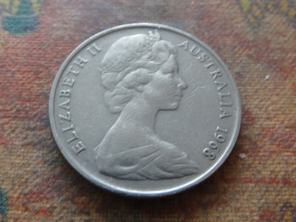 Tutti le monete: AUSTRALIA  10 Cents  1979 – Usato da Romanel-sur-Lausanne venduto da Swift13 1
