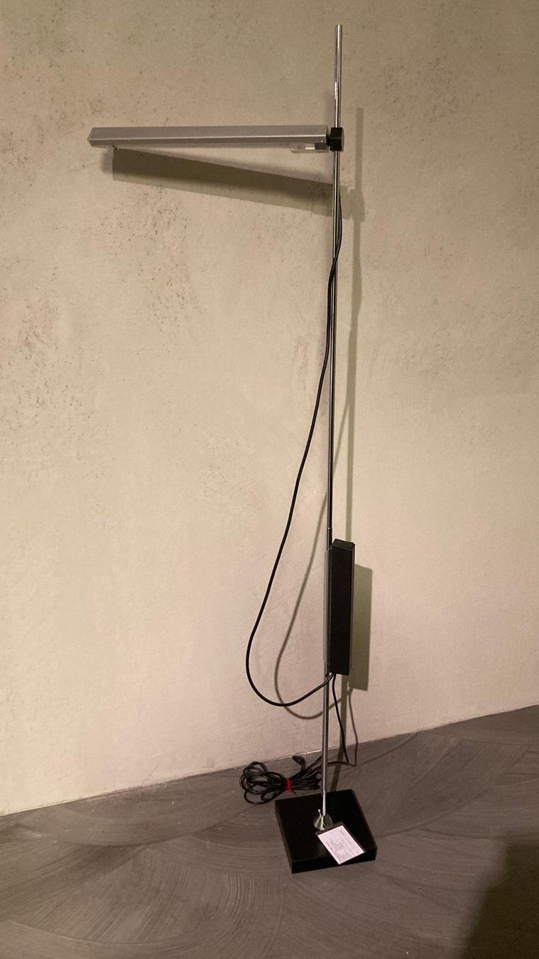 Lampen: Stehleuchte Kalif von Baltensweiler – Neu (gemäss Beschreibung) aus Jona von designfurniture