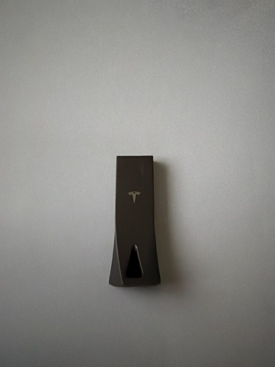 Chiavette USB: Tesla USB Stick 128GB – Usato da Oekingen venduto da TxExS