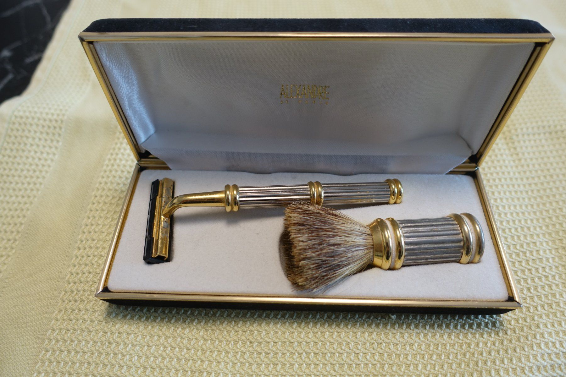 Cura del viso: Rasier-Set von "Alexandre de Paris" – Usato da Belp venduto da Mazarron58