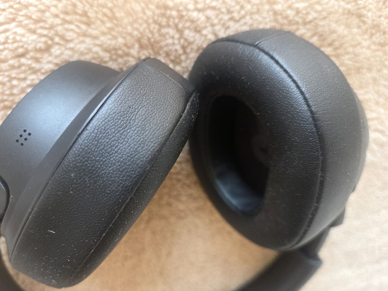 JBL Casques audio: Kopfhörer JBL Tune 710BT schwarz  – D'occasion à Flawil par Hamdia12 5