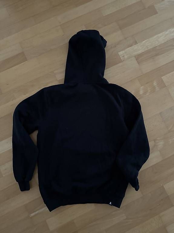 Pullover & Sweatshirts: Kapuzenpulli schwarz Grösse S, Marke Zimtstern  – Gebraucht aus Cham von Kaylua 1
