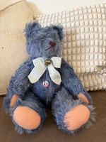Mutzli Teddybär blau mit Schleife gebraucht 40 cm hoch