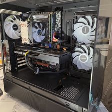 Profile image of v8-denis