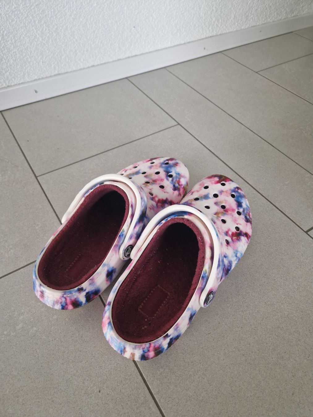 Crocs Scarpe da uomo: Crocs gefüttert Galaxy – Usato da Stäfa venduto da bel_mhl7 2