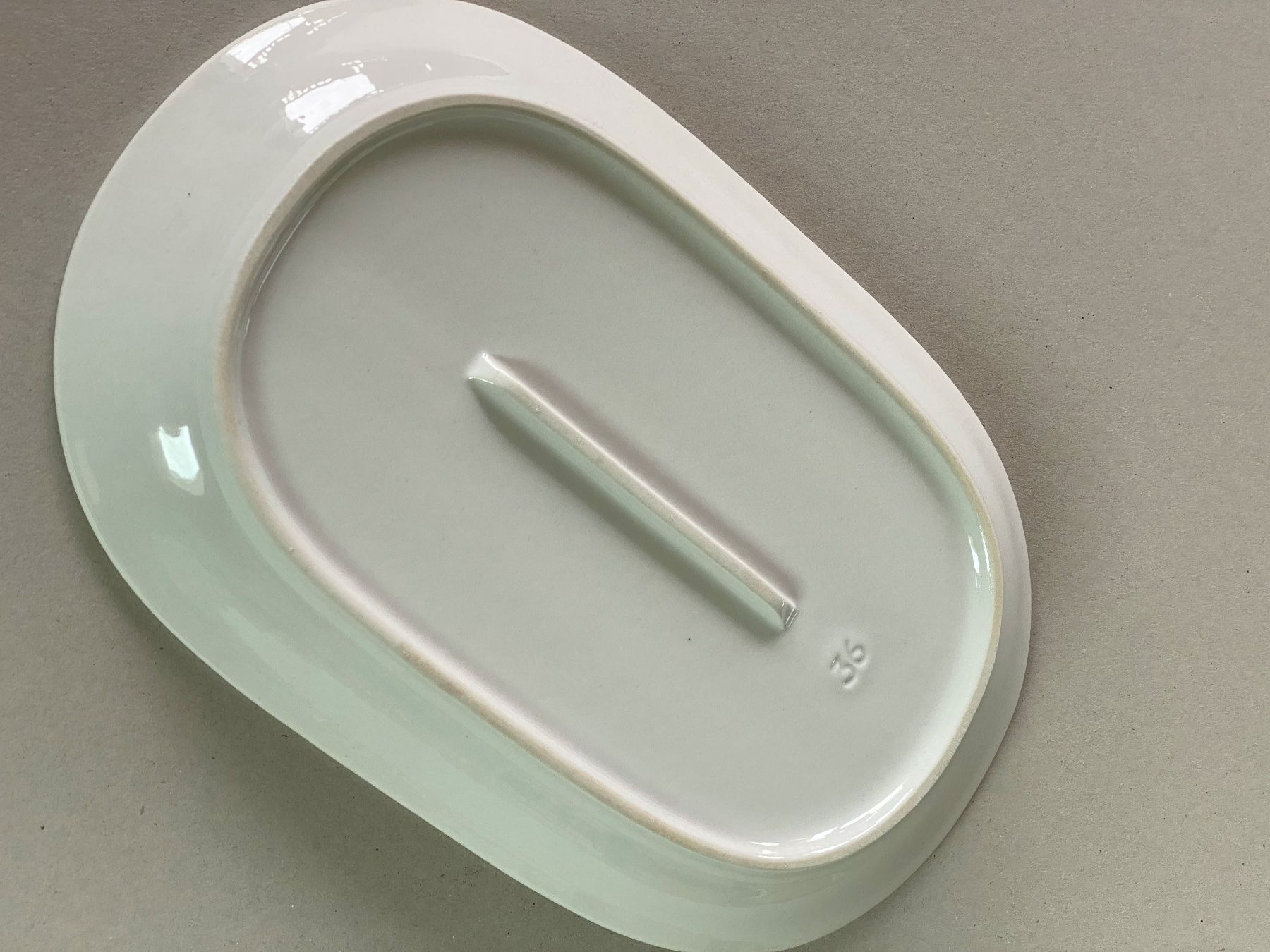 Rössler Servierplatten: Rössler Servierplatte gross - braun 36x23cm – Gebraucht aus Wittnau von flocke 1