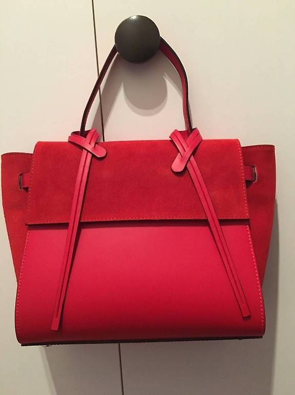 Borse da donna: Sac en cuir et daim rouge – Usato da Grand-Lancy venduto da paddydy